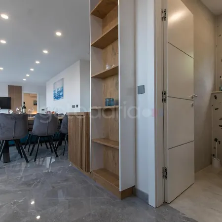 Seashell - Luxury Seaview Makarska