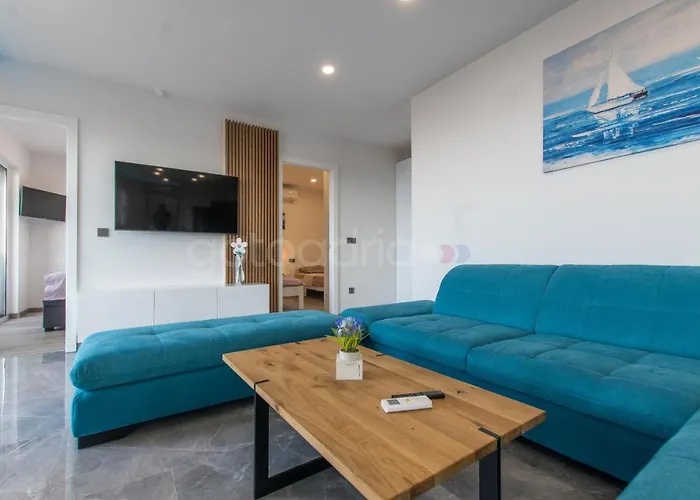 Seashell - Luxury Seaview Makarska