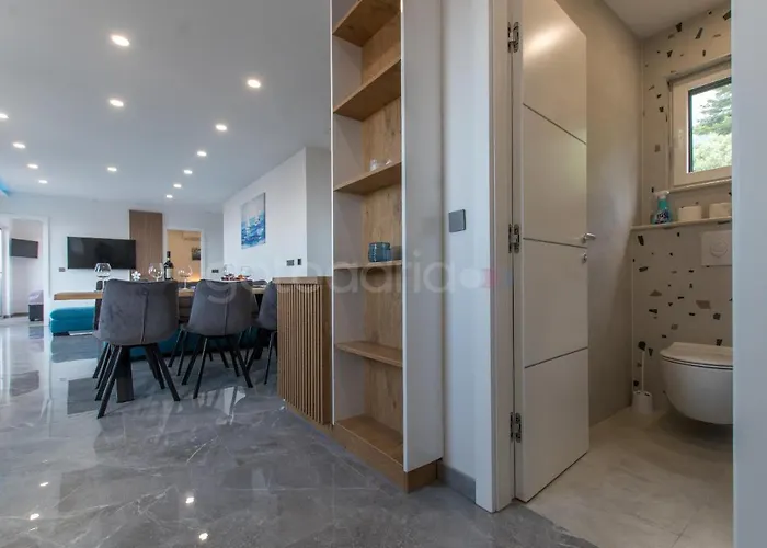 Seashell - Luxury Seaview Makarska