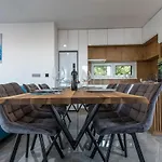 Seashell - Luxury Seaview Apartamento Makarska